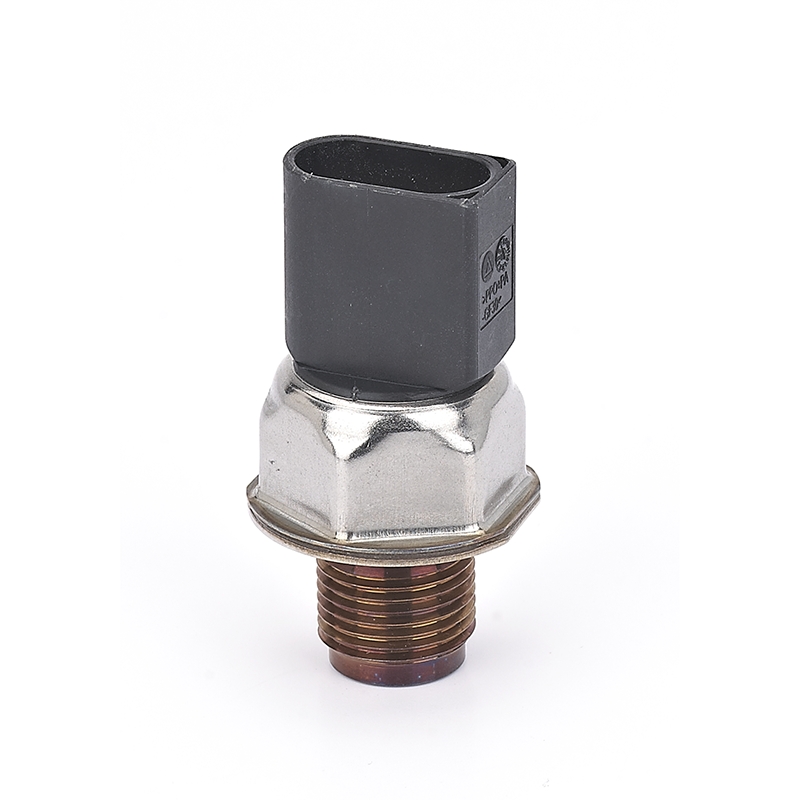 Comment un capteur de pression de rampe d'injection améliore-t-il l'efficacité et les performances du moteur ?